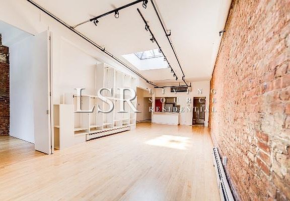 2nd image of 113 Cedar St APT 5C
