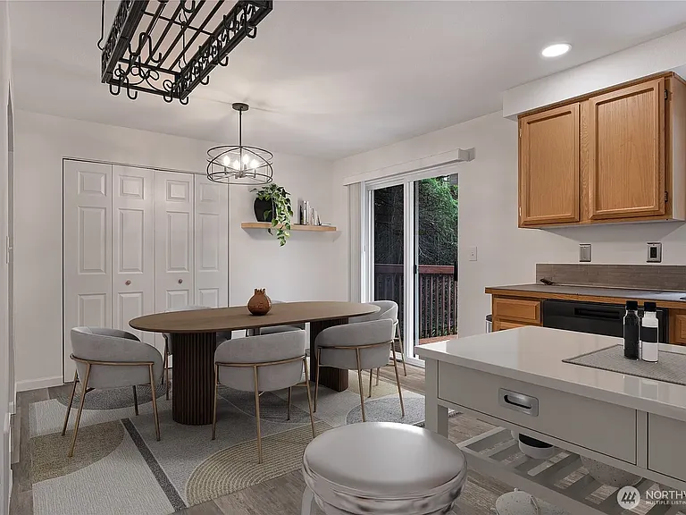 22445 Sunridge Way NE — Photo 6