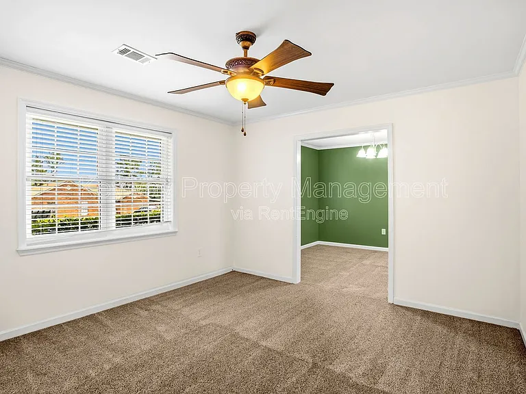 3420 Linderwood Dr — Photo 13
