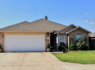 10614 Dover Ave, Lubbock, TX 79424
