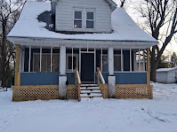 637 W Packard St