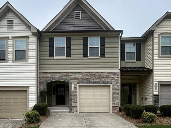 1306 Garden Stone Dr #1, Raleigh, NC 27610