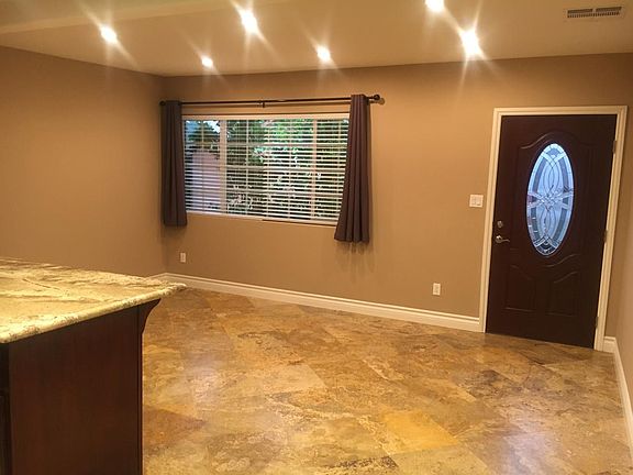 2nd image of 13006 Burbank Blvd