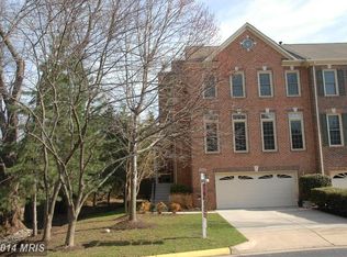 10460 Courtney Dr, Fairfax, VA 22030