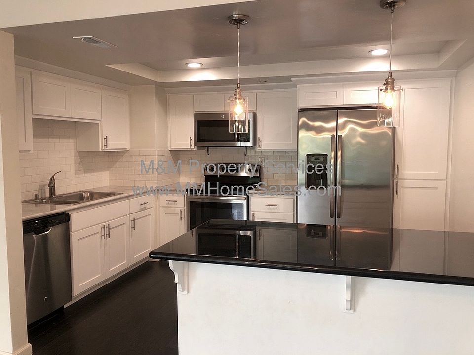 1st image of 500 North St