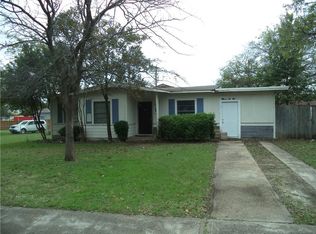 206 W Cherry St, Duncanville, TX 75116