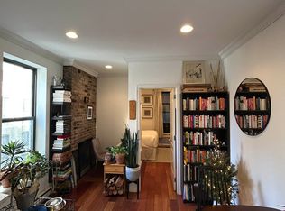101 W 69th St APT 2A, New York, NY 10023
