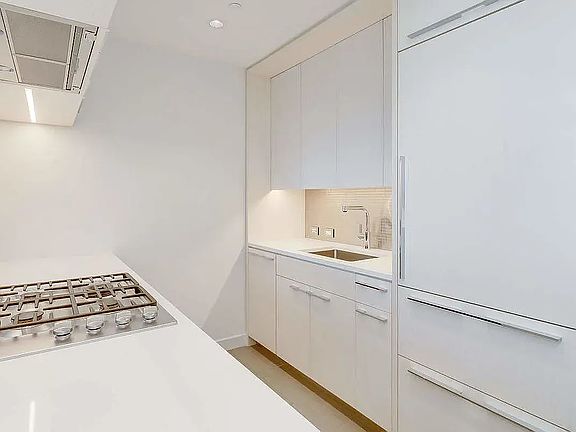 5th image of 252 South St #52J