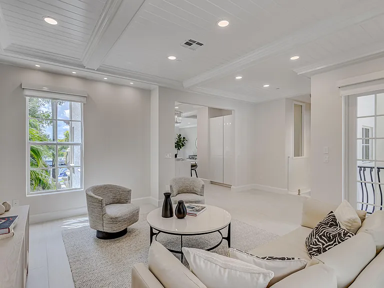 27 Marina Gardens Dr — Photo 40