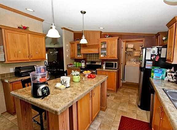 5th image of 1643 Bullard Dr