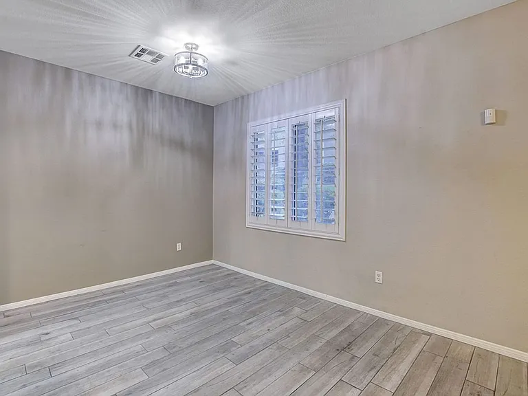 716 Peachy Canyon Cir #103 — Photo 9