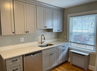 16 Farrell St APT 1, Quincy, MA 02169