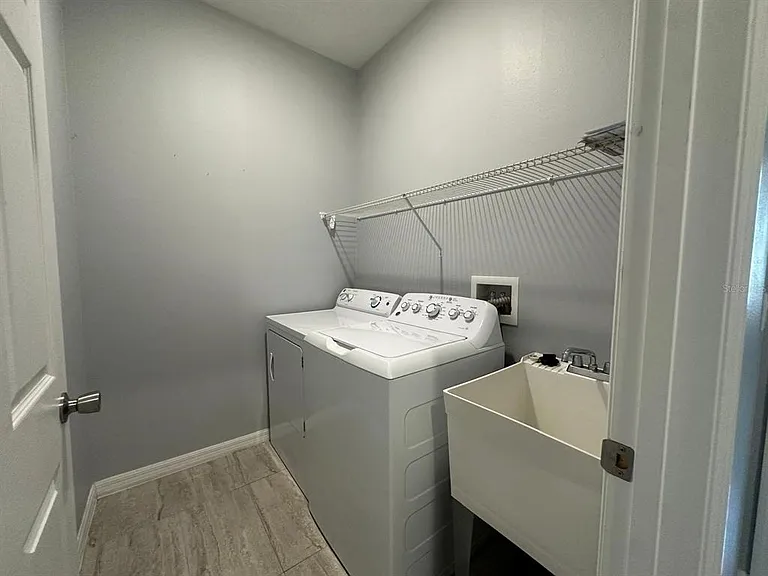 117 W Murphy St — Photo 17