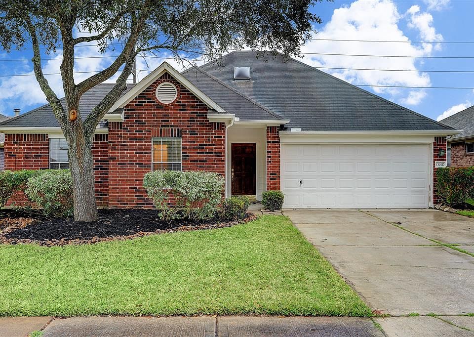 1st image of 3011 Glenwood Dr