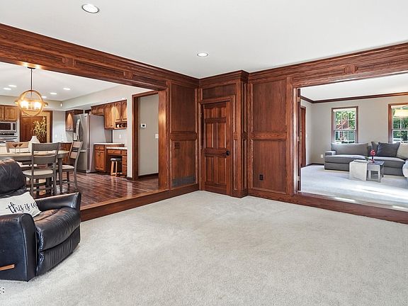 4th image of 7231 Whispering Oak Dr