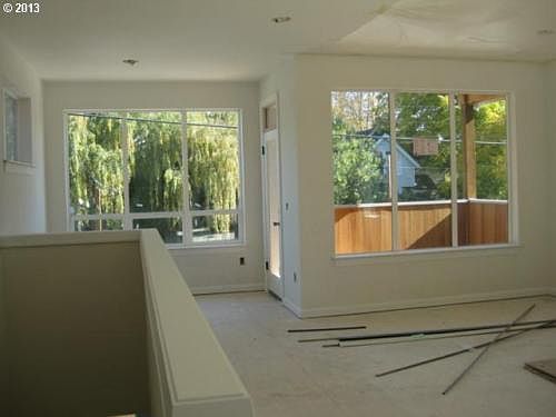 2nd image of 3125 SE 26th Ave