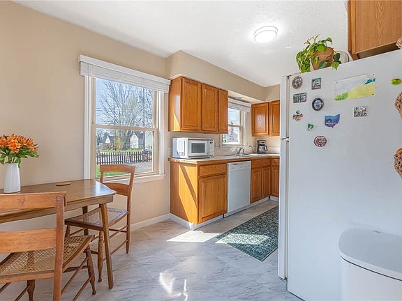 5th image of 2112 Patterson Rd