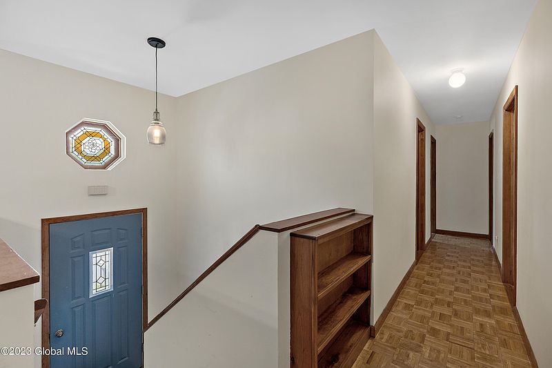 5th image of 30 Wellington Avenue
