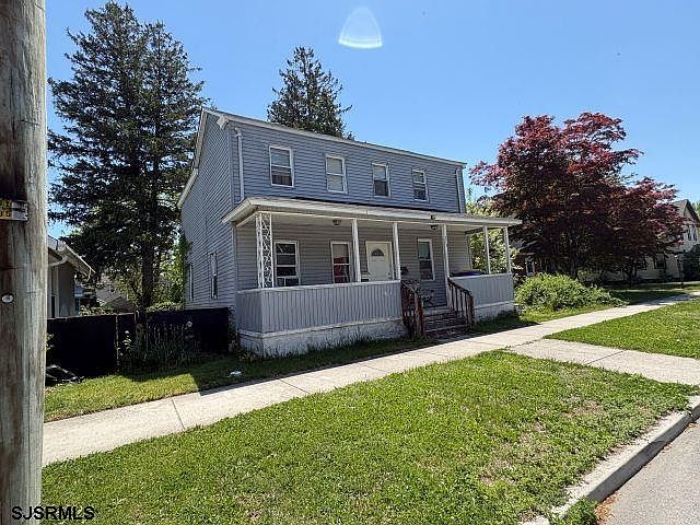 1st image of 216 London Ave