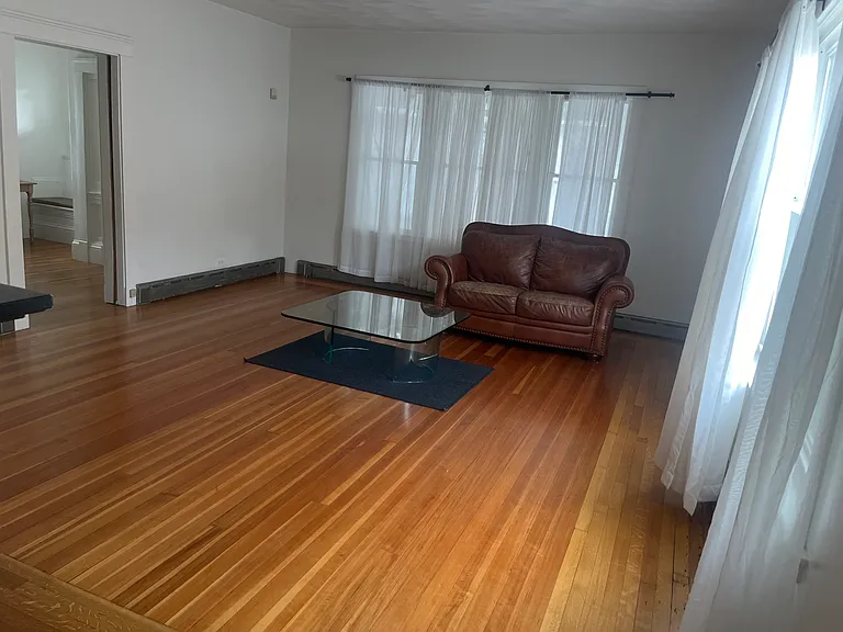 29 Mount Vernon St — Photo 13