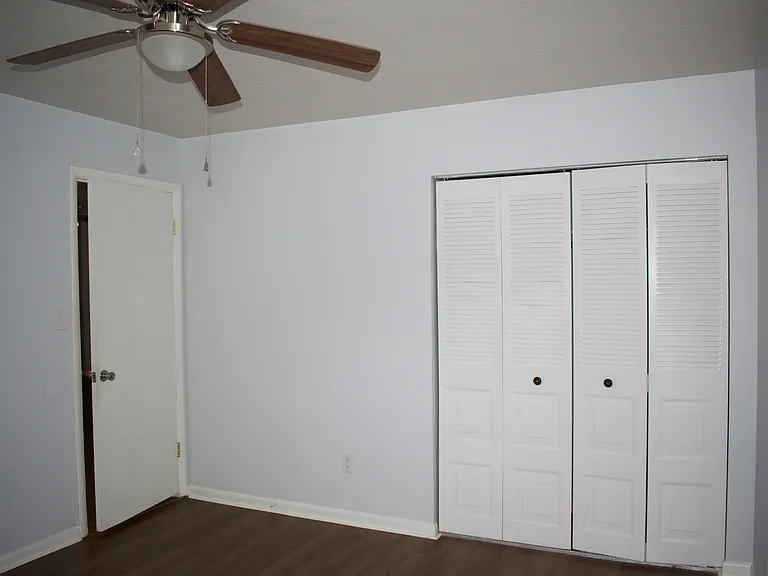 2351 SW 32nd Pl #1 — Photo 3