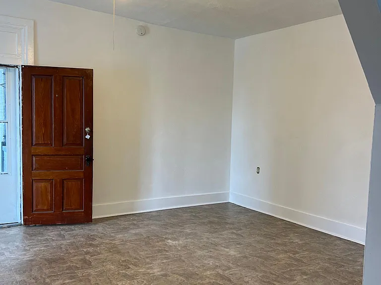 326 Hellam St #2F — Photo 12