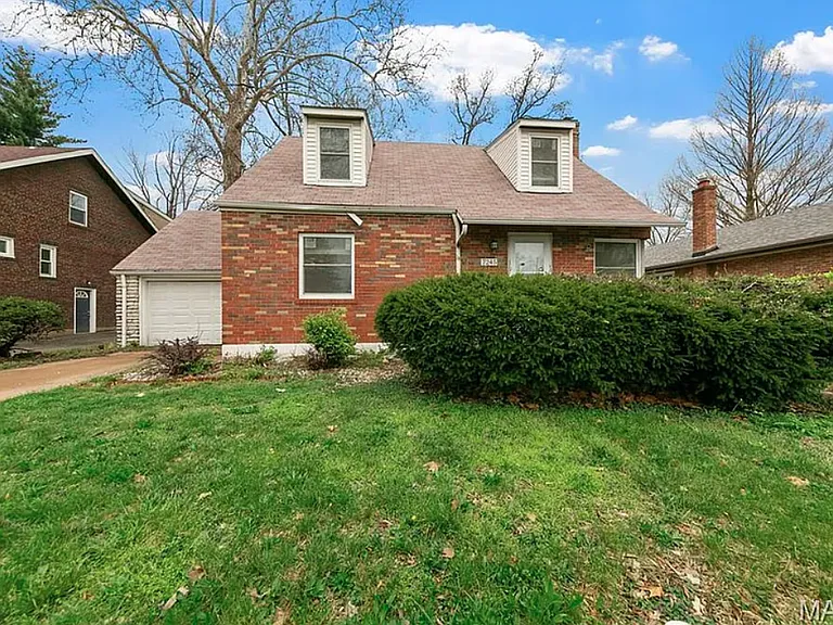7245 Saint Andrews Pl — Photo 2