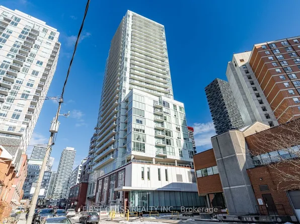 33 Helendale Ave, Toronto, ON