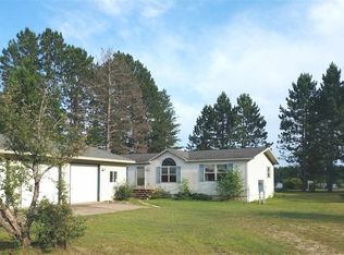 93 E Johnson Lake Rd, Gwinn, MI 49841