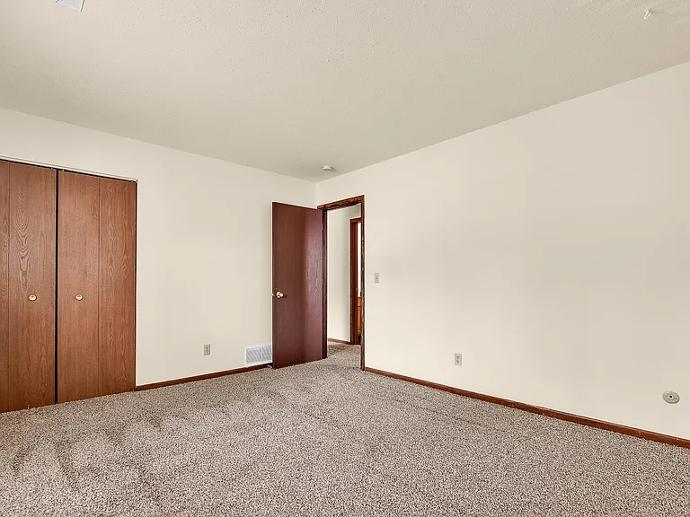 2 Bedroom
