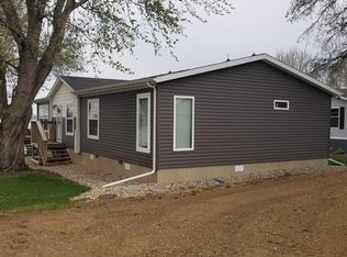 6399 Fischer Dr, Wentworth, SD 57075