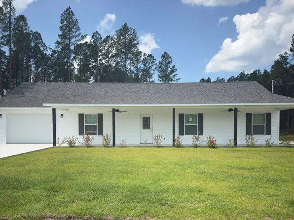 5495 Old Waynesville Rd, Waynesville, GA 31566