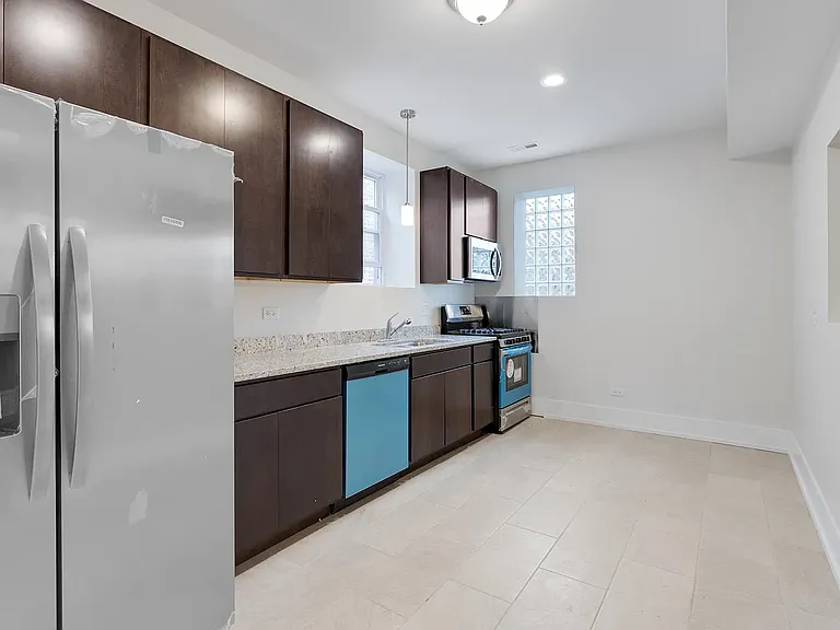 6041 S Saint Lawrence Ave #2N — Photo 11
