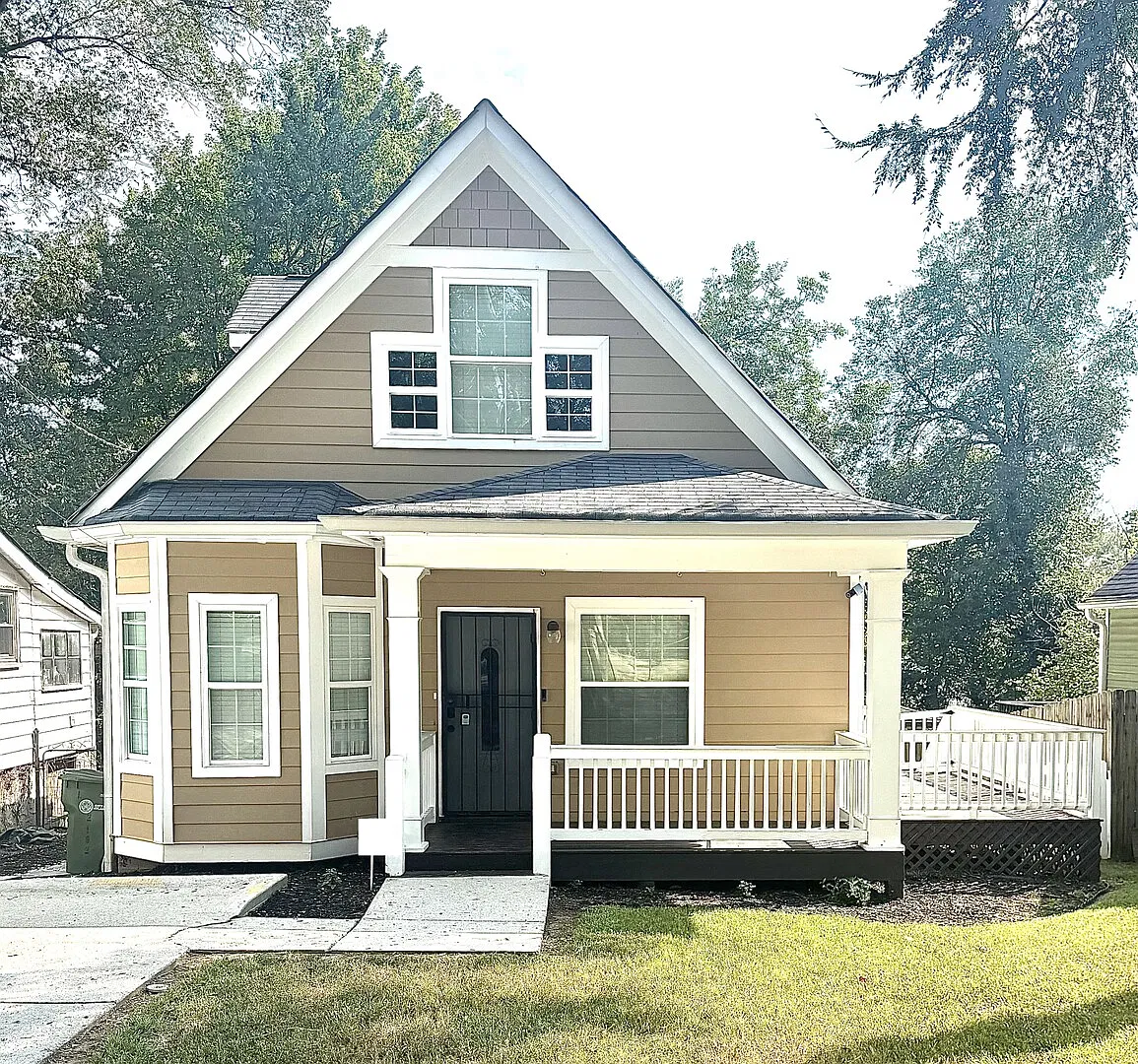 4BR Home Near Downtown Atlanta — Photo 1