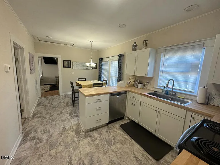 200 Hunter St — Photo 3