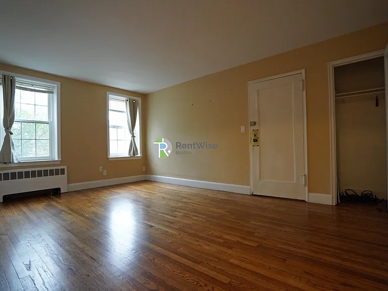 25 Englewood Ave #4 — Photo 6