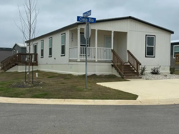 2203 Cielo Rio, San Antonio, TX 78221