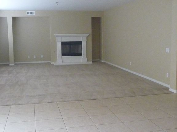 4th image of 36867 Pictor Ave