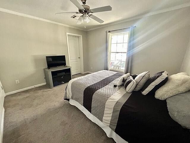 1st image of 165 Plantation Boulevard