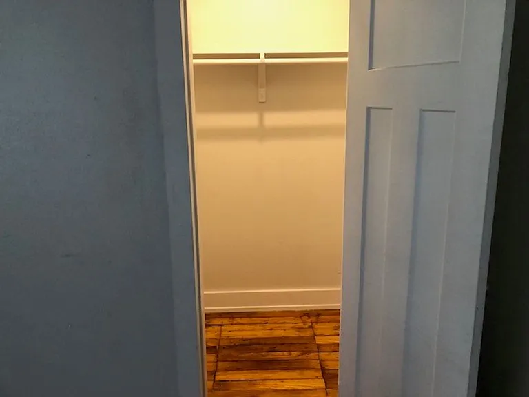 100 W Madison St — Photo 13