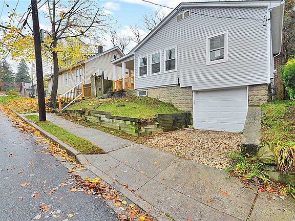 2nd image of 1 Woodland Ave