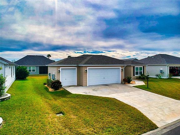 2nd image of 2886 Trumpet Vine Pl