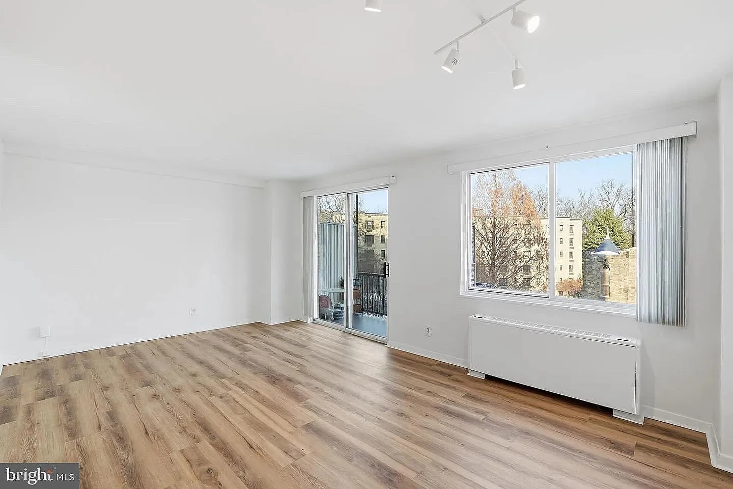 Studio, 459 sqft, $1,800 — Photo 2