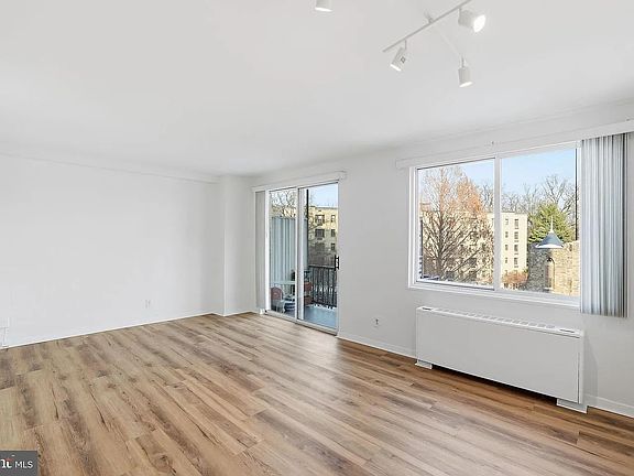 2nd image of 2829 Connecticut Ave NW APT 411