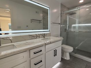 25 Seton Rd, Irvine, CA 92612