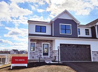 660 Brittany Dr, Mechanicsburg, PA 17055