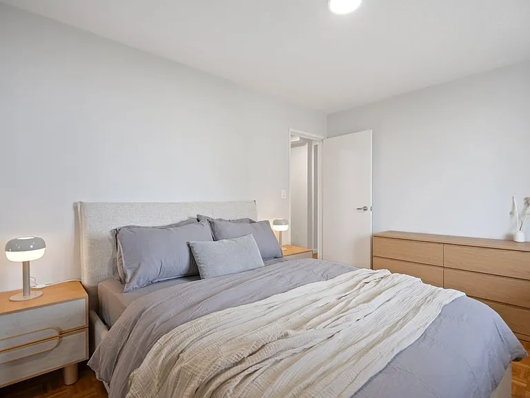 1305 W 12th Ave — Photo 73
