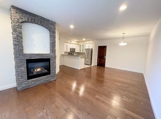 4550 Coldwater Canyon Ave #204, Studio City, CA 91604