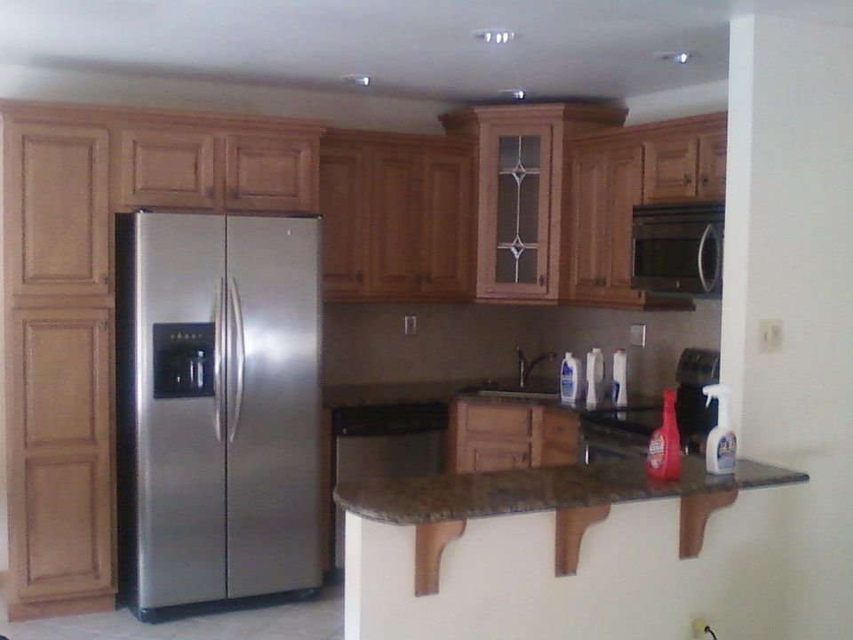 2nd image of 709 Country Ln #B