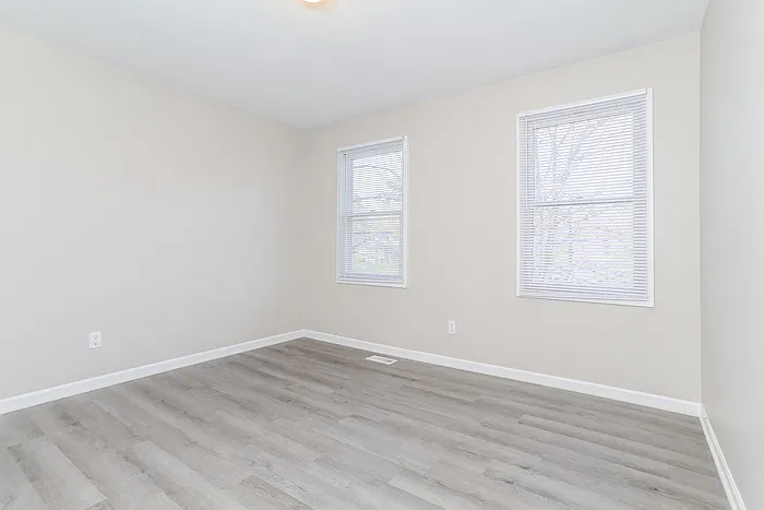 4 bed, 3.5 bath, 3040 sqft, $2,995 — Photo 3